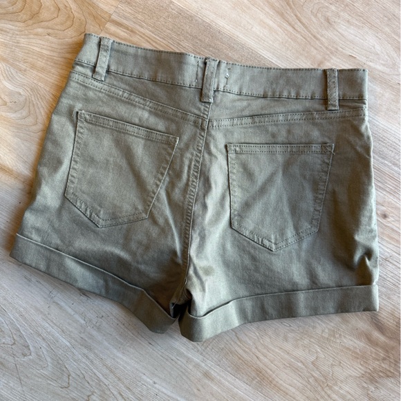Ardene Olive Green Women Shorts - Picture 4 of 5